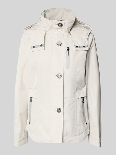 Produktfoto, Jacke mit Kapuze und Eingrifftaschen van Gil Bret in crème, regular fit, knoopsluiting, ritszakken, weather protection, ruglengte maat 36 67 cm, schouderbreedte 40 cm, borstwijdte 46 cm, mouwlengte 64 cm