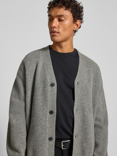 ANNARR Strickjacke mit V-Ausschnitt Modell 'ROLF' Mittelgrau 3