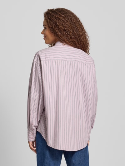 Carhartt Work In Progress Relaxed Fit Bluse mit Brusttasche Modell 'Grimsby' Rosa 5