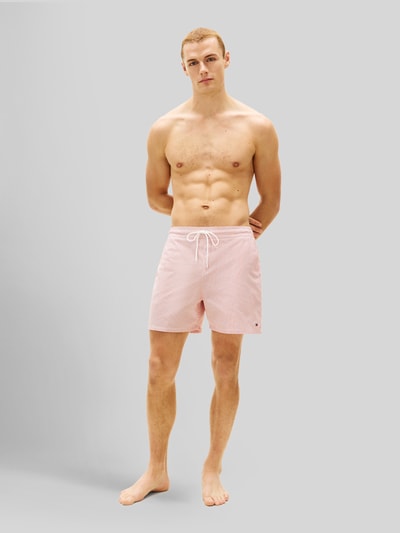 Tommy Hilfiger Regular Fit Badehose mit Label Stitching Rot 1