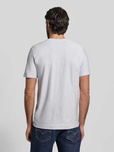 MCNEAL T-Shirt mit V-Ausschnitt Hellblau 5