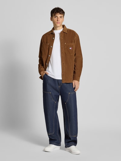 Tommy Jeans Relaxed Fit Cordhemd aus reiner Baumwolle Mittelbraun 1