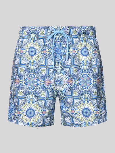 Produktfoto, Badehose im Allover-Look Modell 'Sicilia' von BOARDIES, bunter Regular-Fit mit elastischem Bund und Kordelzug auf grauem Hintergrund