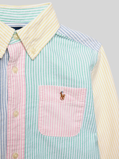 Produktfoto, Regular Fit Freizeithemd aus reiner Baumwolle von Polo Ralph Lauren Kids w wielokolorowe paski, krój regular fit, kołnierzyk typu button down, listwa guzikowa na całej długości, wyhaftowane logo, pas na plecach z zakładką Cacharel, długi rękaw, mankiet zapinany na 1 guzik, zaokrąglone wykończenie, kieszeń na piersi, wykonane z czystej bawełny