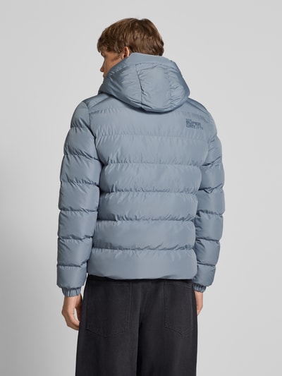 Superdry Kurtka pikowana z kapturem i bocznymi kieszeniami zapinanymi na zamek błyskawiczny Jeansowy niebieski 5