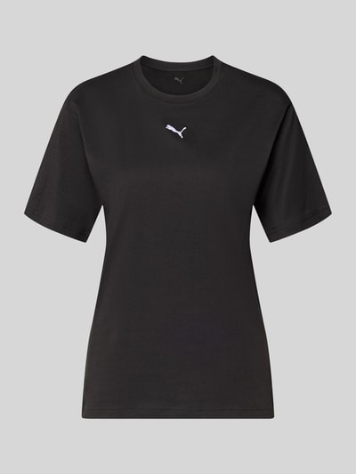 Produktfoto, T-Shirt mit Label-Stitching und Rundhalsausschnitt von PUMA in Schwarz, reine Baumwolle, Regular Fit, glatte Textur