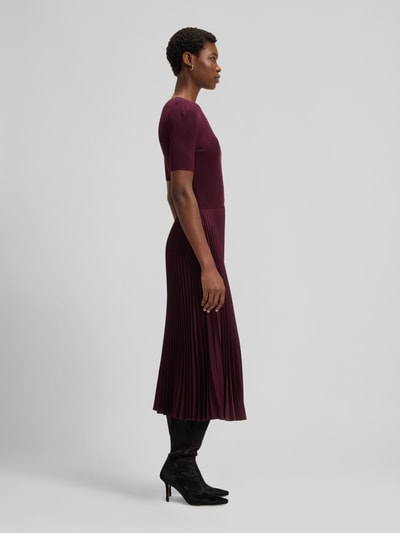 BOSS Figurbetontes Midikleid mit plissiertem Rockteil Modell 'FADRIDI' Bordeaux 4