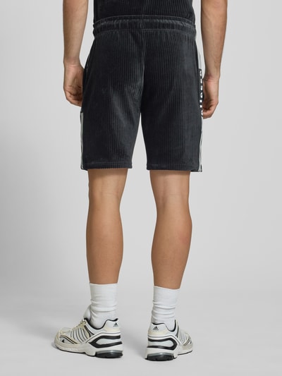 ellesse Shorts aus Cord Modell 'TOMATRO' Black 5