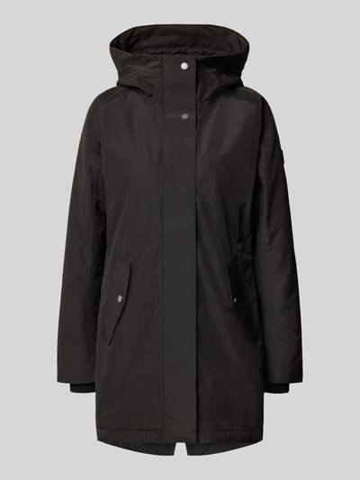 Produktfoto, schwarzer Regular Fit Parka mit Kapuze Modell 'Alana' von Didriksons, glatte Oberfläche, sichtbare Eingrifftaschen, Damen Parka, Rückenlänge 90 cm, Schulterbreite 38 cm, Brustweite 48 cm, Ärmellänge 74 cm