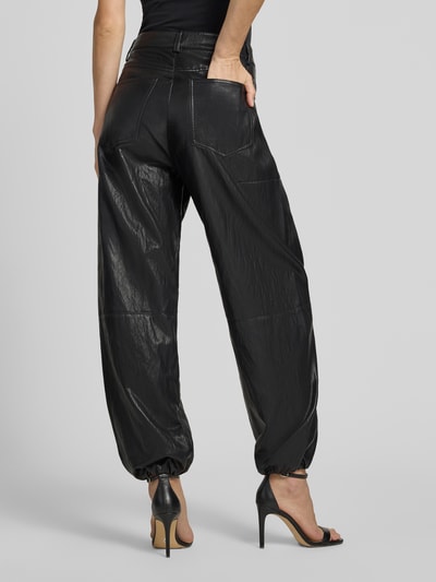 Jake*s Casual High Waist Lederhose in glänzender Optik Black 5