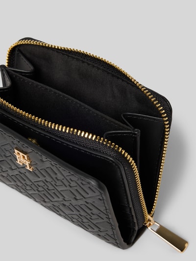 Tommy Hilfiger Portfel z fakturowanym wzorem Czarny 3