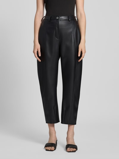 MM Spodnie z imitacji skóry o kroju tapered fit z ozdobnymi szwami Czarny 4