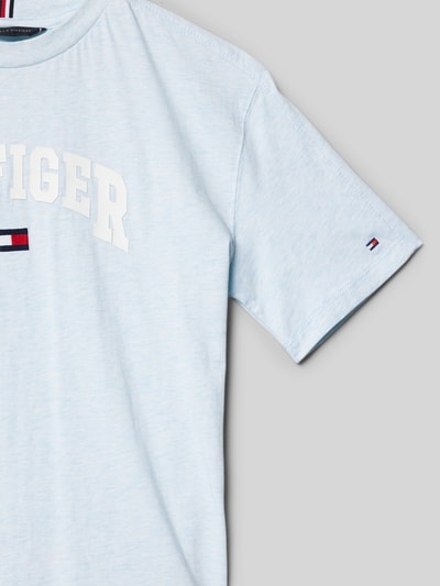 Tommy Hilfiger Teens T-Shirt mit Label-Stitching Modell 'VARSITY' Bleu Melange 2