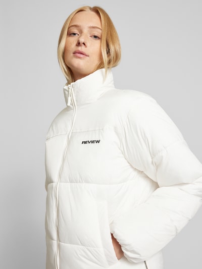 Review Steppjacke mit Label-Stitching Offwhite 3