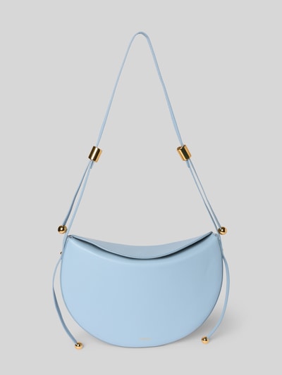 Produktfoto, hellblaue Handtasche aus Leder mit Label-Detail und Magnetverschluss, goldene Akzente, schmaler Schulterriemen, Furla Handtasche aus Leder mit Label-Detail von FURLA, Maße: 29x26x3 cm, Schulterriemen 40 cm.