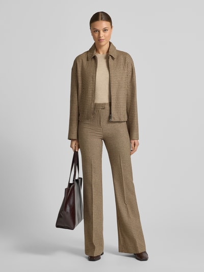 MANGO Flared Stoffhose mit Bundfalten Modell 'GINA' Mittelbraun 1