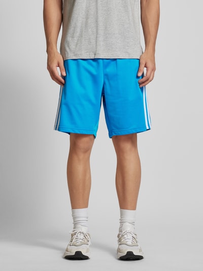 adidas Originals Szorty o kroju regular fit z wyhaftowanym logo model ‘FBIRD’ Błękitny 4