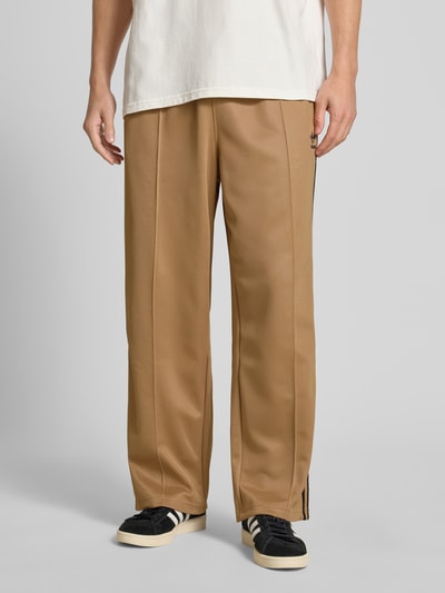 adidas Originals Spodnie treningowe ze szwami podłużnymi i elastycznym pasem Średniobrązowy 4