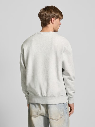 Levi's® Sweatshirt mit Rundhalsausschnitt Hellgrau Melange 5