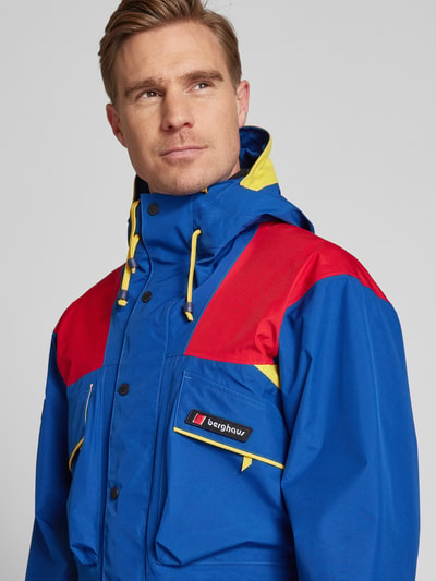 Berghaus Jacke mit Label-Badges Modell 'TRANGO' Royal 3