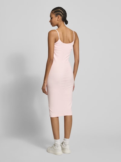Tommy Jeans Midikleid in Ripp-Optik Rosa 5