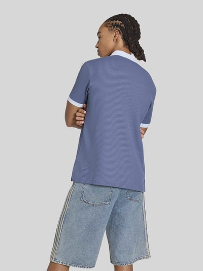 adidas Originals Koszulka polo o kroju relaxed fit z dodatkiem bawełny Szaroniebieski 4