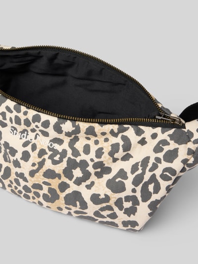 STUDIO NOOS Saszetka nerka z wyhaftowanym logo Piaskowy 5