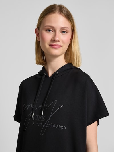 Soyaconcept Sukienka z dzianiny dresowej z kapturem model ‘BANU’  3