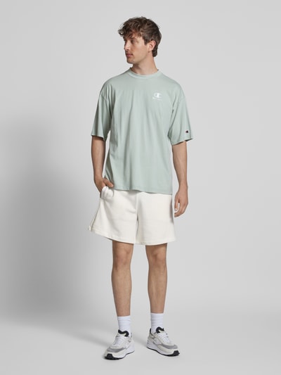 CHAMPION Relaxed fit sweatshorts met logobadge, model 'Sustainable' Offwhite - 1