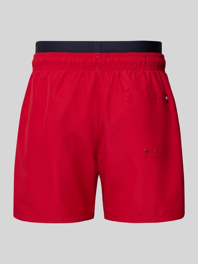 Tommy Hilfiger Regular Fit Badeshorts mit Label-Bund Rot 3