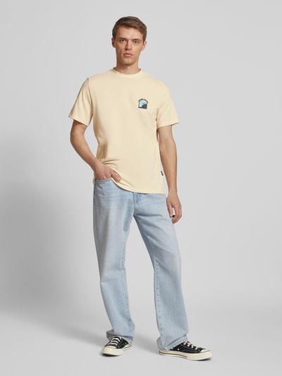 Blend T-Shirt mit Motiv- und Statement-Stitching Modell 'JOBBE' Sand 1