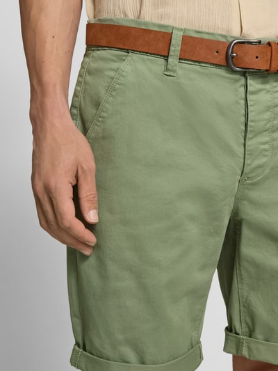 Redefined Rebel Regular Fit Chino-Shorts mit Gürtel Modell 'MIKE' Oliv 3