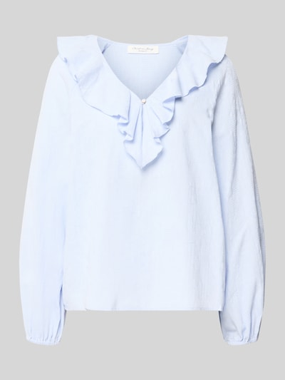 Produktfoto, Regular Fit Bluse mit V-Ausschnitt und Volants von Christian Berg Woman aus Reine Baumwolle, fein strukturiert, hellblau