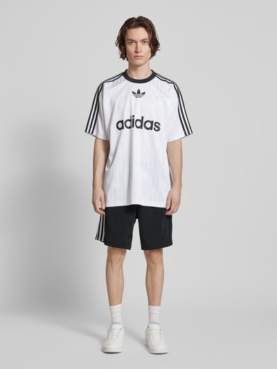 adidas Originals Relaxed Fit Shorts mit Reißverschlusstaschen Modell 'FBIRD' Black 1
