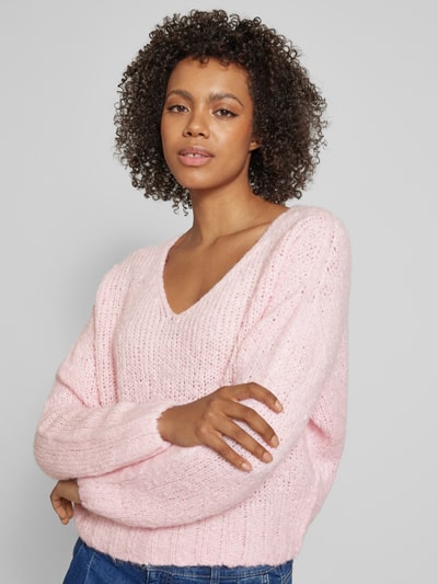 Rich & Royal Strickpullover mit V-Ausschnitt Hellrosa 3