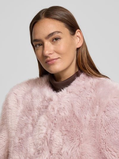 STAND STUDIO Kurtka ze sztucznego futra model ‘Halle’ Fioletowy melanż 3