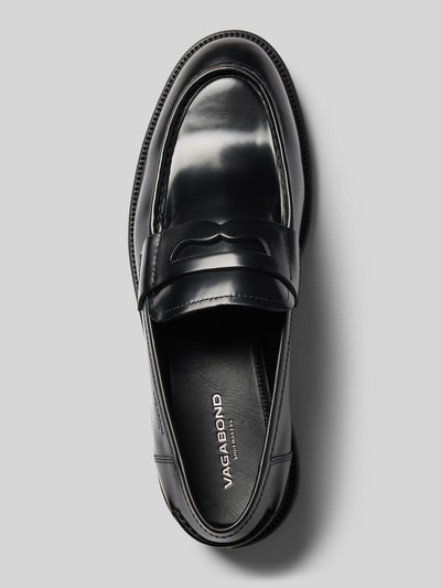 Produktfoto, schwarzer Loafer aus echtem Rindsleder Modell 'ALEX M' von Vagabond, glatte Oberfläche, dezente Ziernähte, Herren Loafer