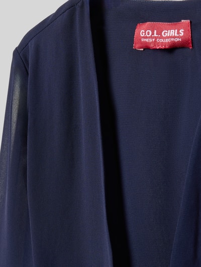 Produktfoto, dunkelblauer Bolero mit offener Vorderseite von G.O.L., V-Ausschnitt, glatter Stoff, sichtbares Markenlabel, Detailaufnahme