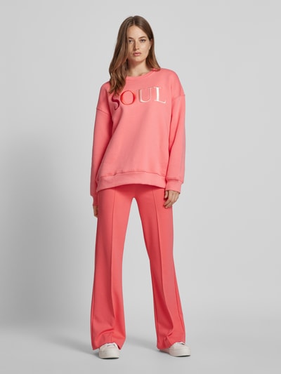 Smith and Soul Oversized Sweatshirt mit Label-Stitching Pink 1