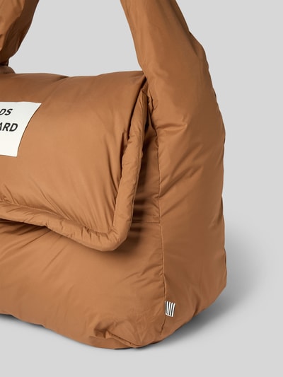 MADS NØRGAARD Handtasche mit Label-Patch und Tragegriff Camel 3