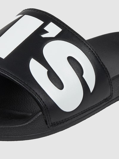 Levi’s® Acc. Slides mit Logo Black 2