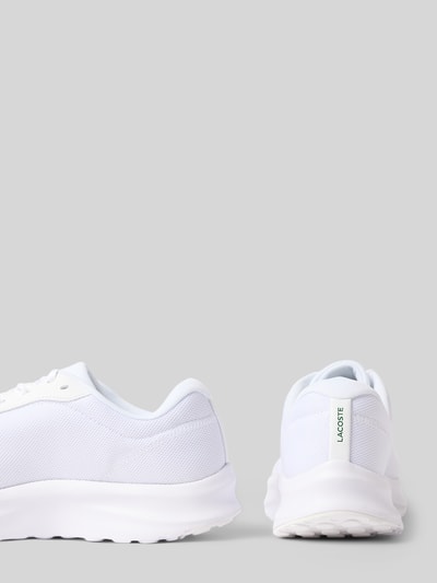 Produktfoto, Herren Low Top Sneaker aus Mesh Modell 'NEO RUN ACE' von Lacoste in Unifarbe Weiß, flache Sohle, Logo-Stitching, strukturiert
