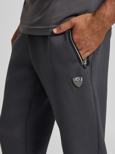 EA7 Emporio Armani Sweatpants mit elastischem Bund Mittelgrau 3