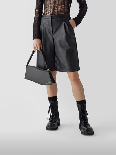 Jacquemus Handtasche mit Label-Applikation Black 1