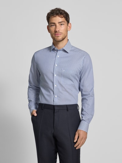 OLYMP Modern fit zakelijk overhemd met kentkraag, model 'Royal' Marineblauw - 4