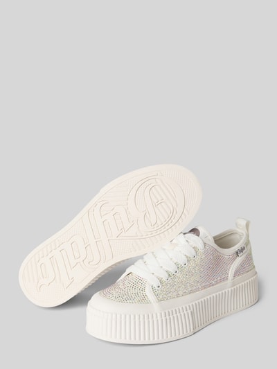 Produktfoto, Sneaker mit Ziersteinbesatz Modell 'MADISON GLAM' von Buffalo, biała podstawa, zaokrąglony czubek, sznurowanie, wysokość obcasa 5 cm, wysokość cholewki 5 cm, szerokość w rozmiarze 40: 7 cm, połyskująca faktura, delikatne pastelowe odcienie