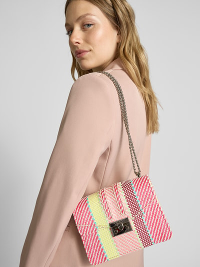 Seidenfelt Handtasche mit Strukturmuster Modell 'HULU ROROS' Pink 1