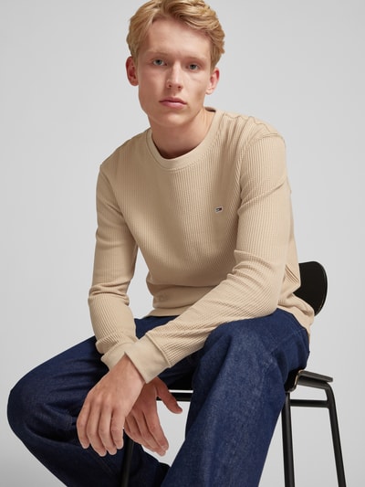 Tommy Jeans Regular Fit Longsleeve mit Label-Stitching Beige 3