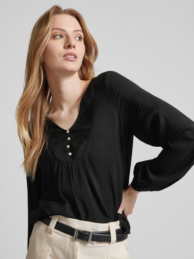 Vero Moda Bluzka z krótką listwą guzikową model ‘MIRA’ Czarny 3