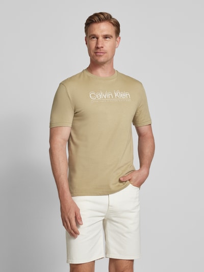 CK Calvin Klein T-Shirt mit Label-Print Beige 4